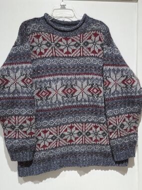 Nordic Pattern Crewneck Sweater in Gray and Burgundy